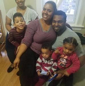 Meet your Posher, Yanet